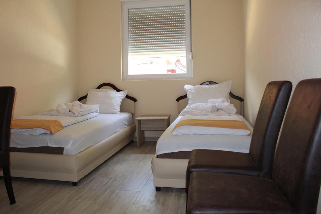 Guesthouse Eko Piva プルジネ エクステリア 写真