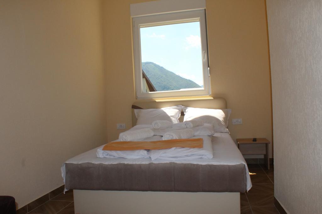 Guesthouse Eko Piva プルジネ エクステリア 写真